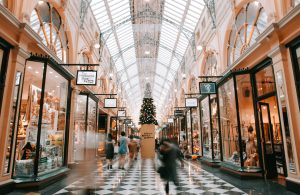 New course on Shopping, Society and Sustainability highlights creative ways to promote positive change